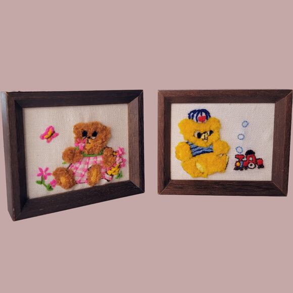 Vintage 1974 Nursery Needlepoint Teddy Bears, Set of Two - Picture 1 of 6